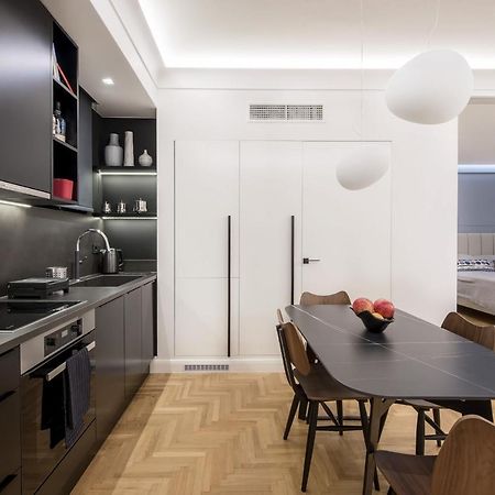 Chic Central Athens Apartment At Mavilli Sq. ภายนอก รูปภาพ