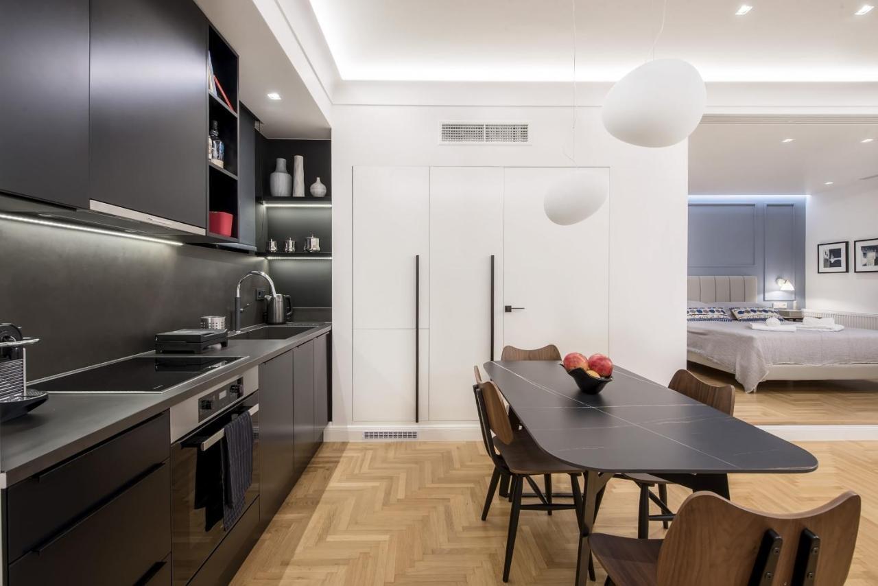 Chic Central Athens Apartment At Mavilli Sq. ภายนอก รูปภาพ