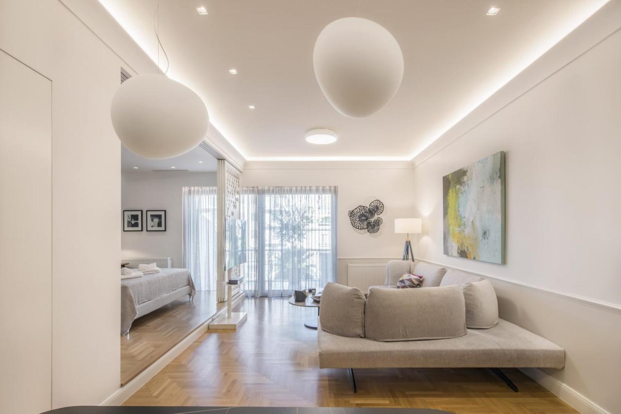 Chic Central Athens Apartment At Mavilli Sq. ภายนอก รูปภาพ