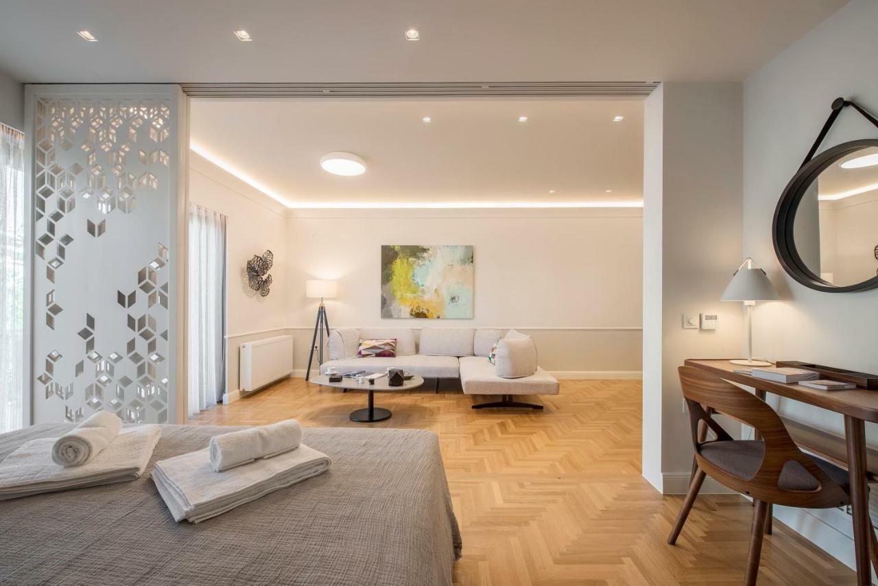 Chic Central Athens Apartment At Mavilli Sq. ภายนอก รูปภาพ