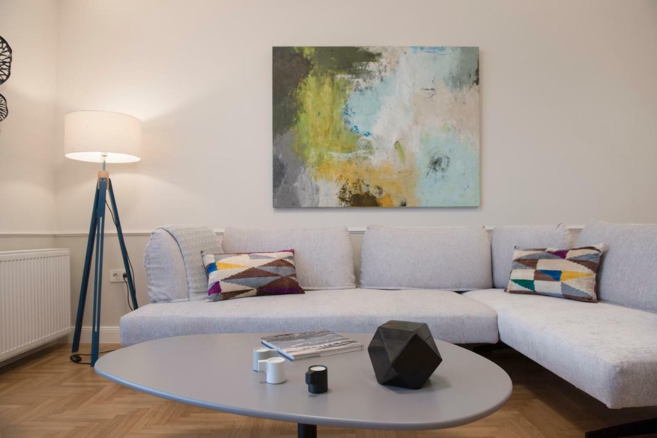 Chic Central Athens Apartment At Mavilli Sq. ภายนอก รูปภาพ